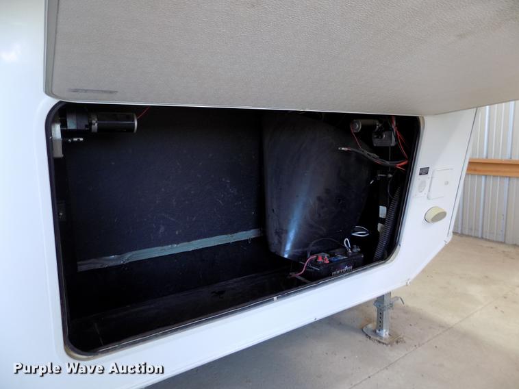 image for item DB9118 2012 Forest River Coachmen Brookstone BFK367RL camper