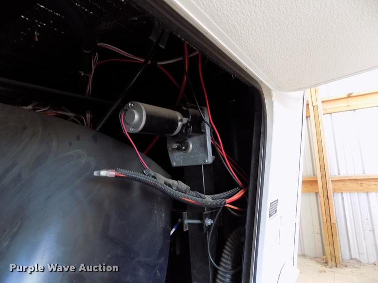 image for item DB9118 2012 Forest River Coachmen Brookstone BFK367RL camper