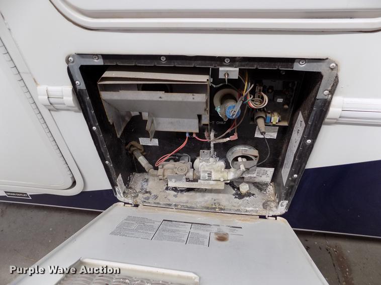 image for item DB9118 2012 Forest River Coachmen Brookstone BFK367RL camper