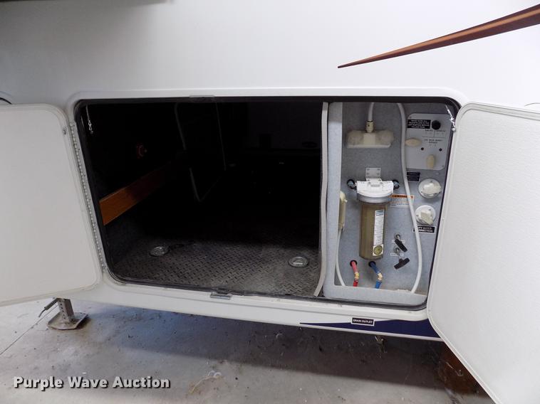 image for item DB9118 2012 Forest River Coachmen Brookstone BFK367RL camper