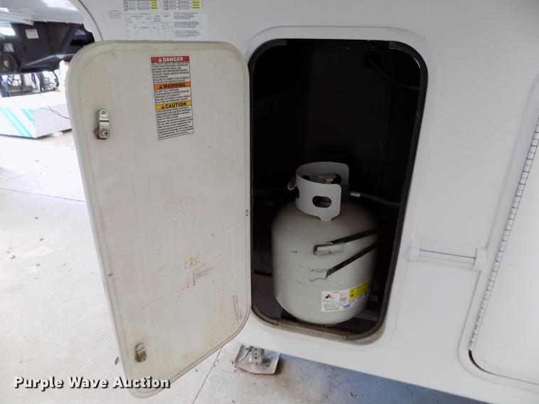 image for item DB9118 2012 Forest River Coachmen Brookstone BFK367RL camper