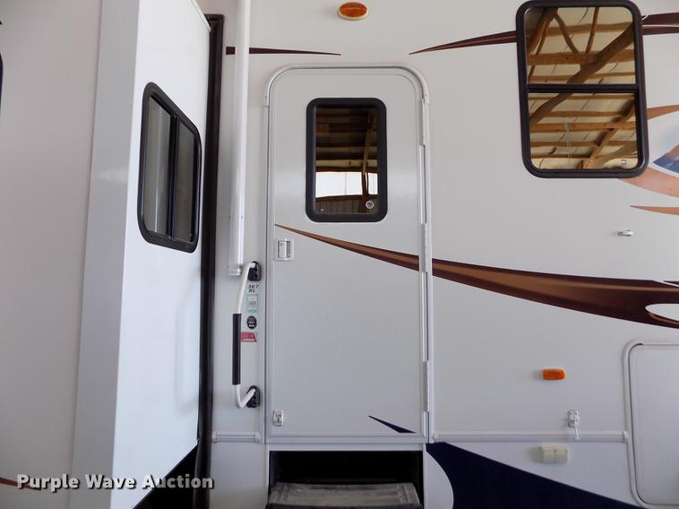 image for item DB9118 2012 Forest River Coachmen Brookstone BFK367RL camper