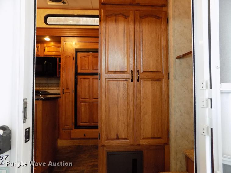 image for item DB9118 2012 Forest River Coachmen Brookstone BFK367RL camper