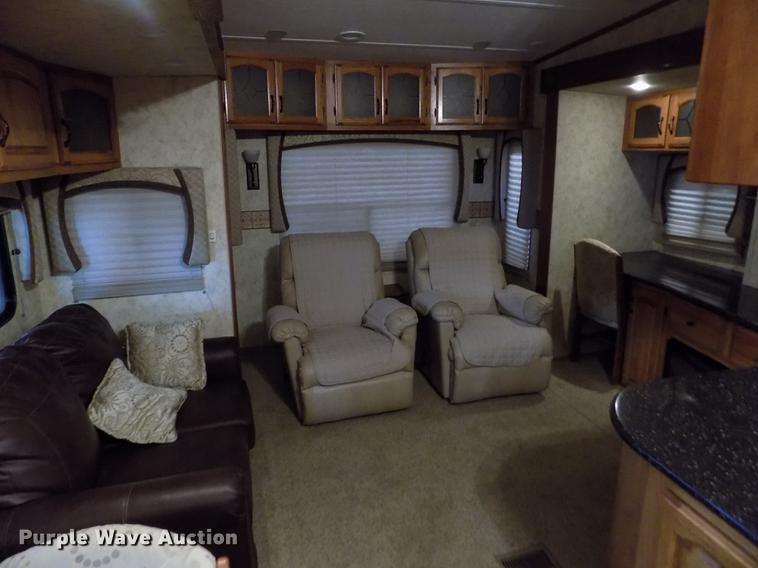 image for item DB9118 2012 Forest River Coachmen Brookstone BFK367RL camper