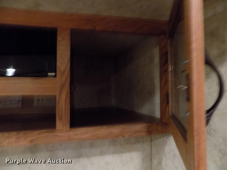 image for item DB9118 2012 Forest River Coachmen Brookstone BFK367RL camper