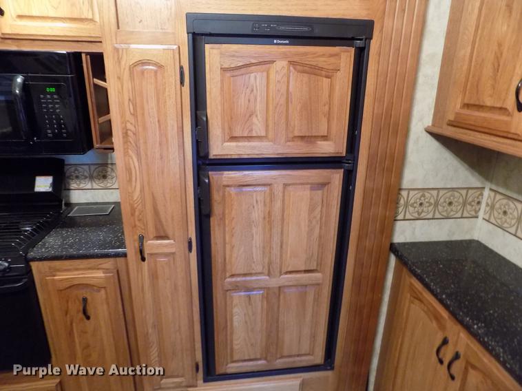 image for item DB9118 2012 Forest River Coachmen Brookstone BFK367RL camper