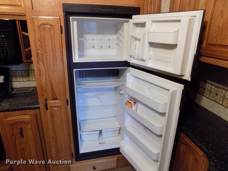 image for item DB9118 2012 Forest River Coachmen Brookstone BFK367RL camper