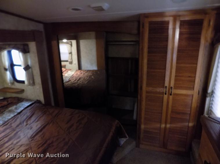 image for item DB9118 2012 Forest River Coachmen Brookstone BFK367RL camper