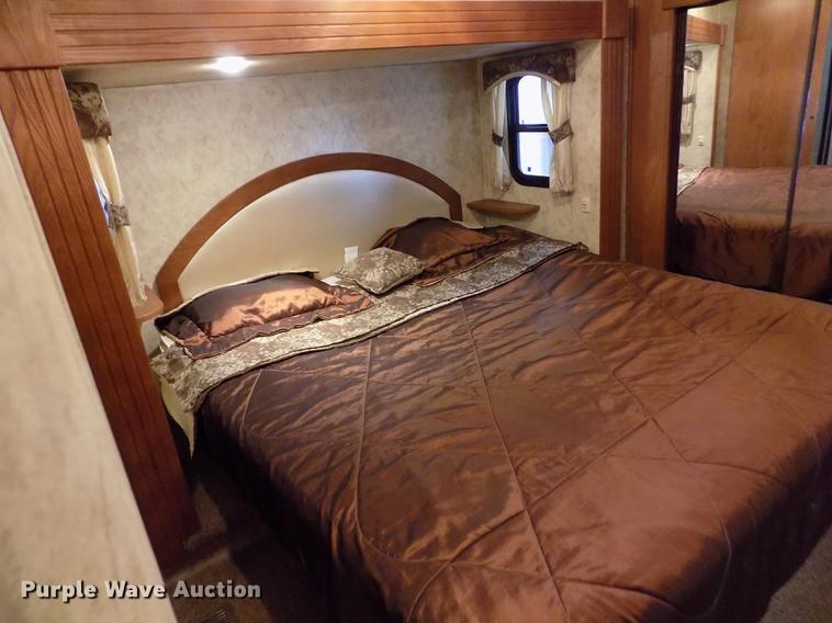 image for item DB9118 2012 Forest River Coachmen Brookstone BFK367RL camper