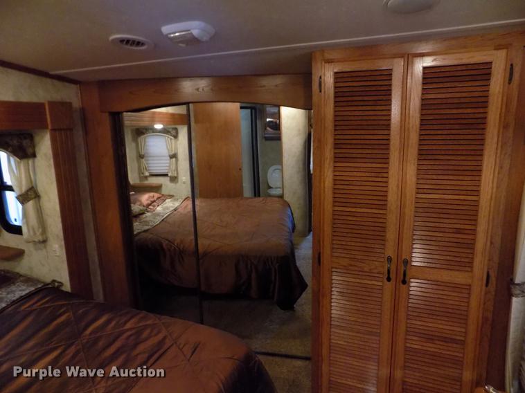 image for item DB9118 2012 Forest River Coachmen Brookstone BFK367RL camper