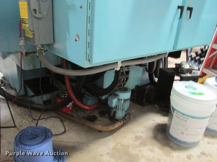 image for item DB9320 1988 Hurco MBC20 CNC vertical milling machine