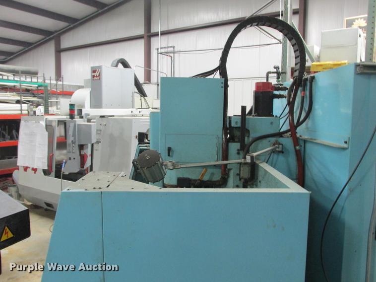 image for item DB9320 1988 Hurco MBC20 CNC vertical milling machine