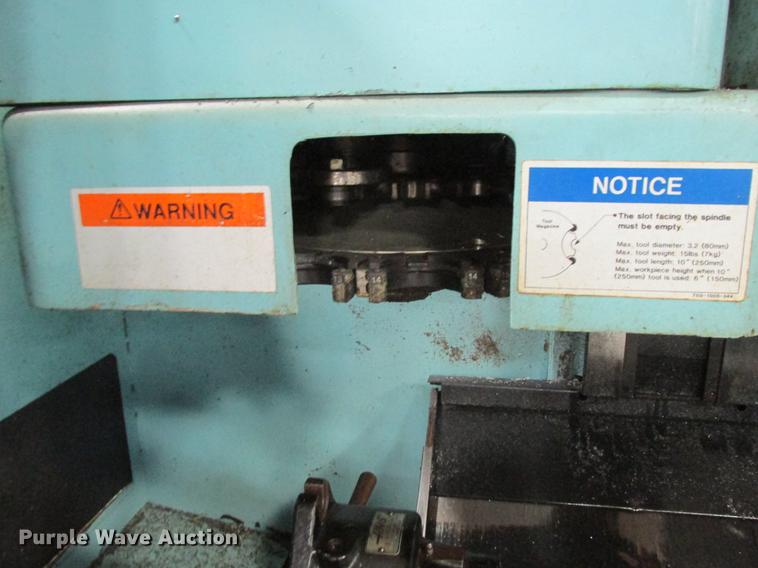 image for item DB9320 1988 Hurco MBC20 CNC vertical milling machine