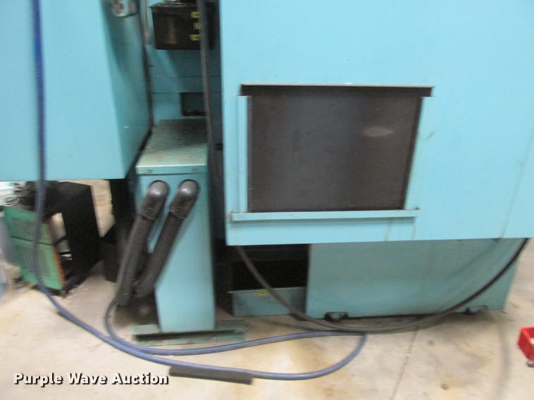 image for item DB9320 1988 Hurco MBC20 CNC vertical milling machine