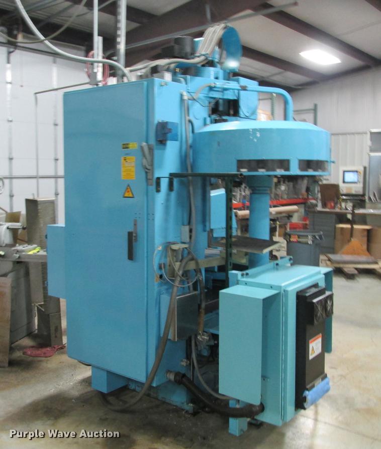 image for item DB9321 1982 Hurco MB11 CNC vertical milling machine