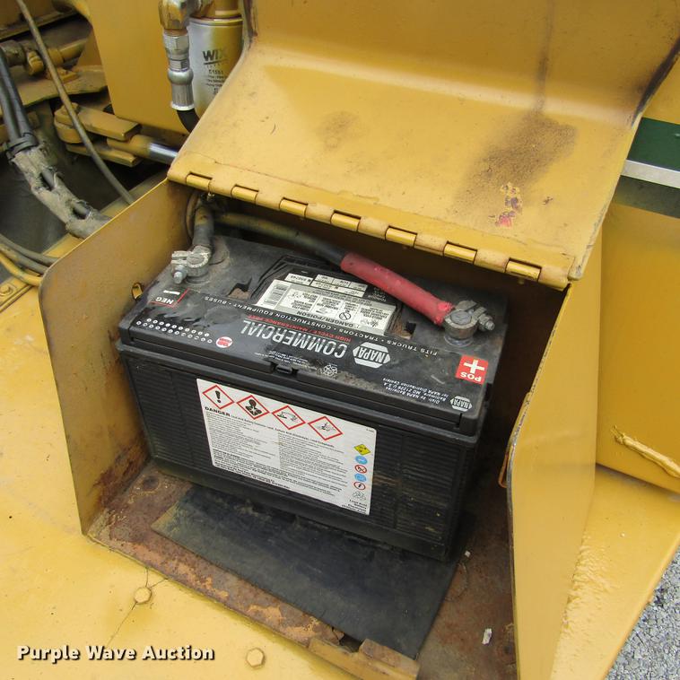 image for item DD2672 1991 Vermeer 665B stump grinder