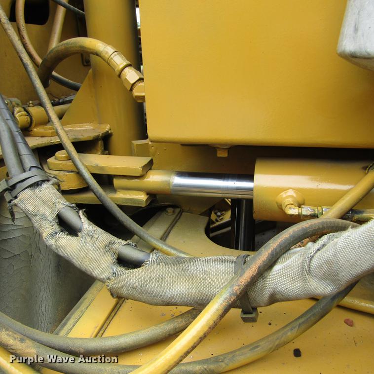 image for item DD2672 1991 Vermeer 665B stump grinder