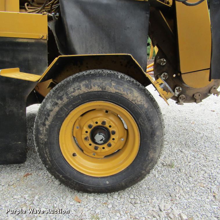 image for item DD2672 1991 Vermeer 665B stump grinder