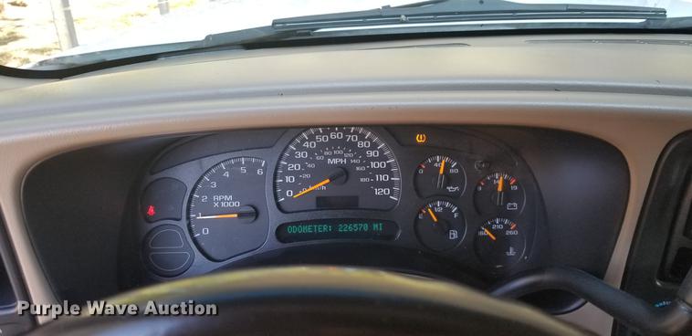 image for item DD3453 2005 Chevrolet Tahoe LT SUV