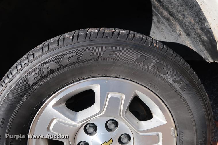 image for item DD3453 2005 Chevrolet Tahoe LT SUV