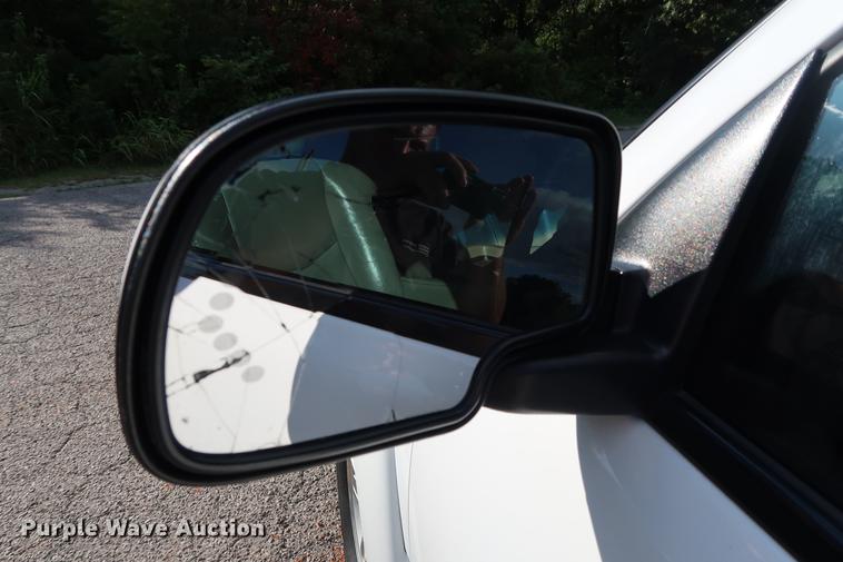 image for item DD3453 2005 Chevrolet Tahoe LT SUV