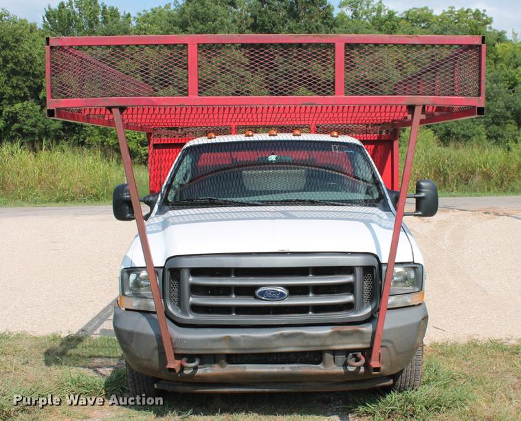 image for item DD5304 2002 Ford F350 Super Duty XL flatbed pickup truck