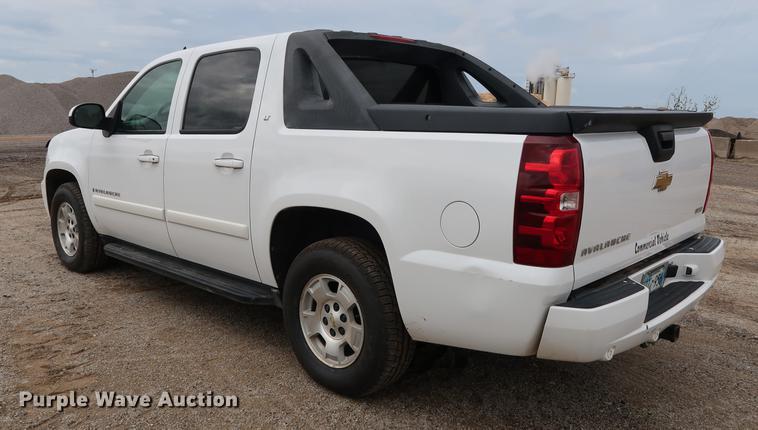 image for item DD5313 2008 Chevrolet Avalanche LT pickup truck