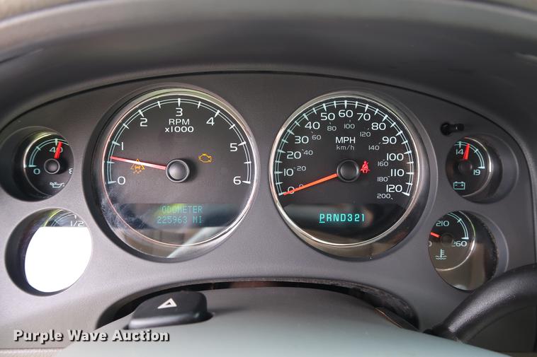 image for item DD5313 2008 Chevrolet Avalanche LT pickup truck