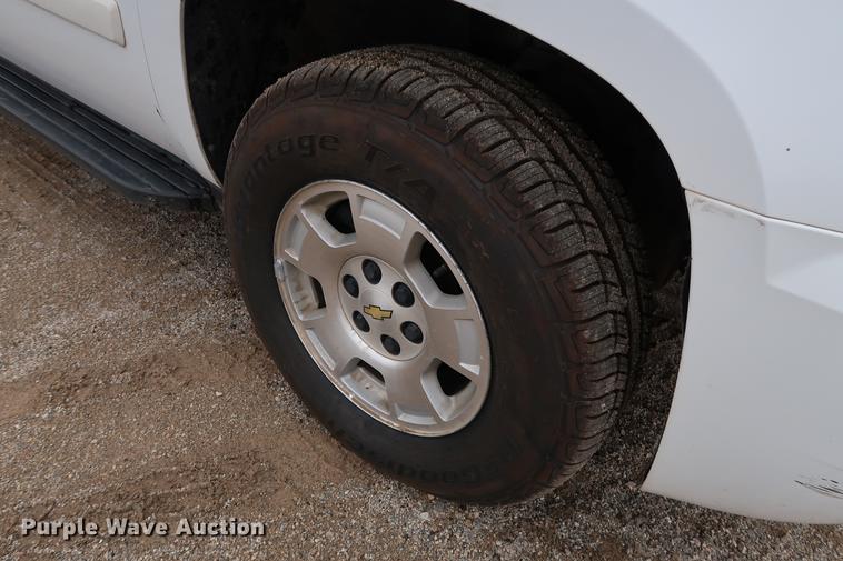 image for item DD5313 2008 Chevrolet Avalanche LT pickup truck