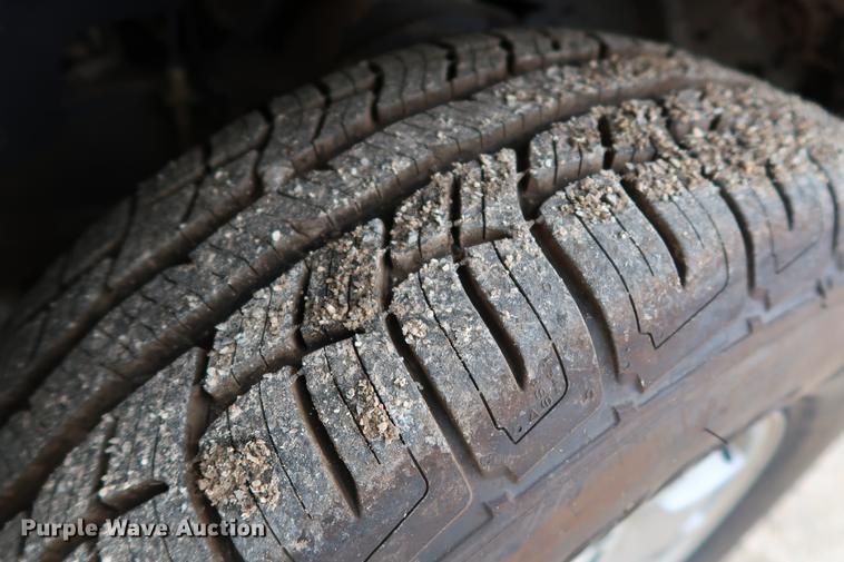 image for item DD5313 2008 Chevrolet Avalanche LT pickup truck