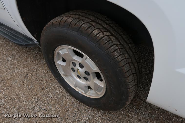 image for item DD5313 2008 Chevrolet Avalanche LT pickup truck