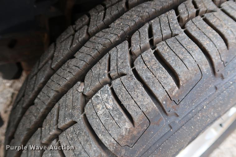 image for item DD5313 2008 Chevrolet Avalanche LT pickup truck