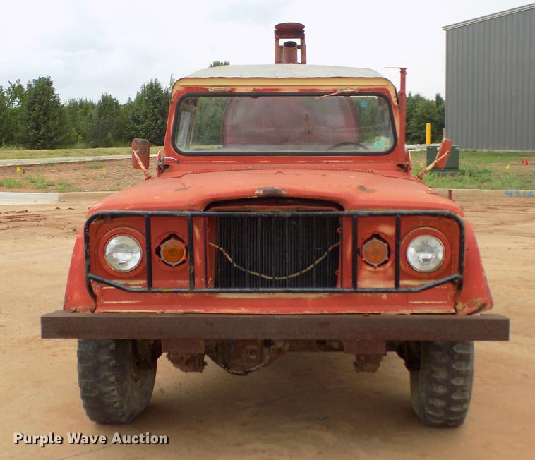 image for item DD5320 1967 Kaiser Jeep M715 truck