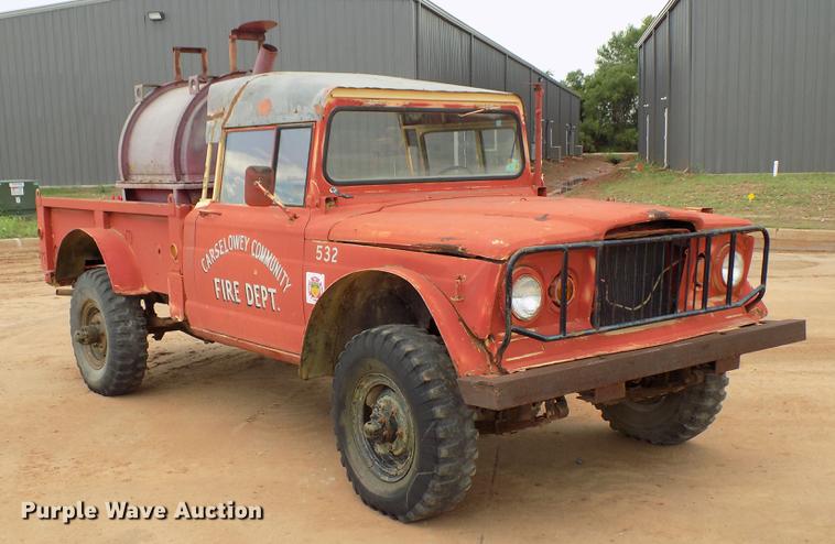 image for item DD5320 1967 Kaiser Jeep M715 truck