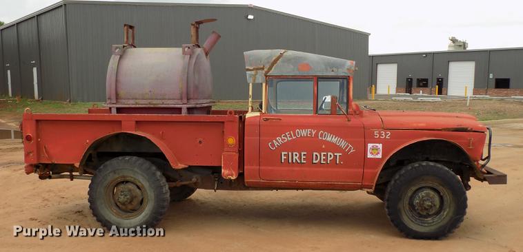 image for item DD5320 1967 Kaiser Jeep M715 truck