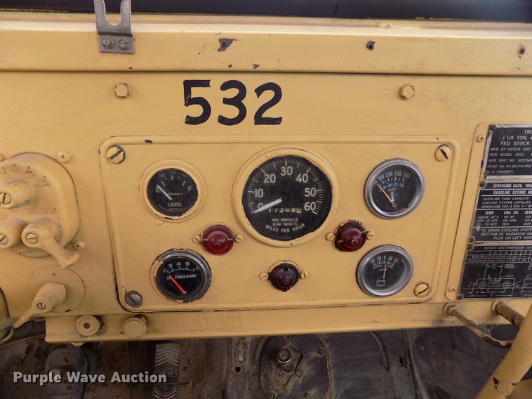 image for item DD5320 1967 Kaiser Jeep M715 truck