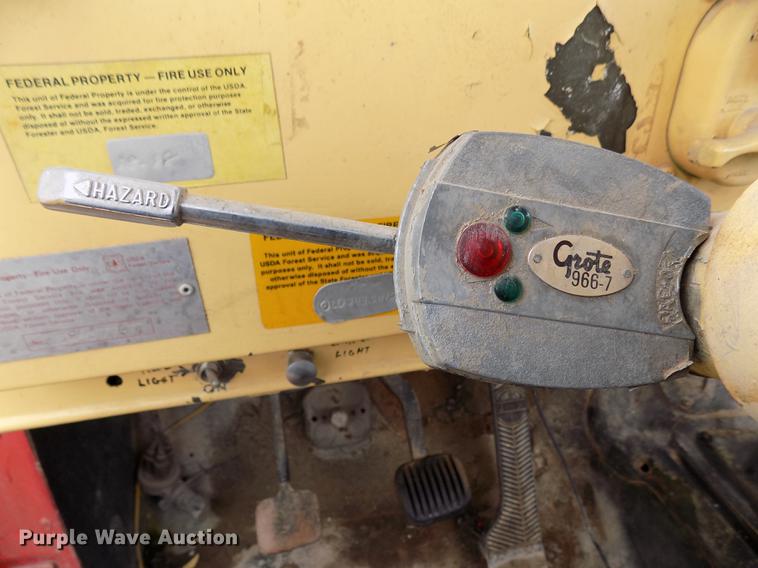 image for item DD5320 1967 Kaiser Jeep M715 truck