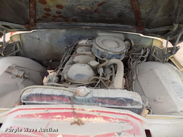 image for item DD5320 1967 Kaiser Jeep M715 truck