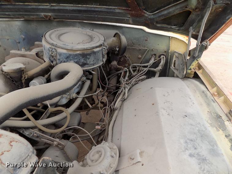 image for item DD5320 1967 Kaiser Jeep M715 truck