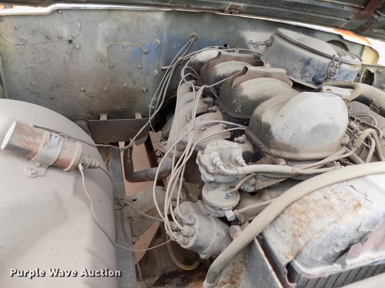 image for item DD5320 1967 Kaiser Jeep M715 truck