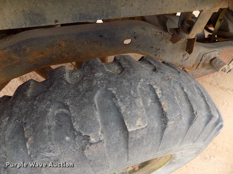 image for item DD5320 1967 Kaiser Jeep M715 truck