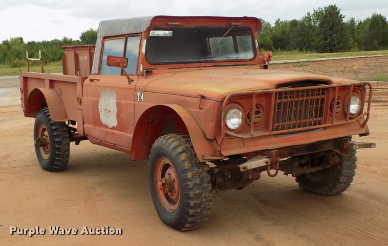 image for item DD5321 1968 Kaiser Jeep M715 truck