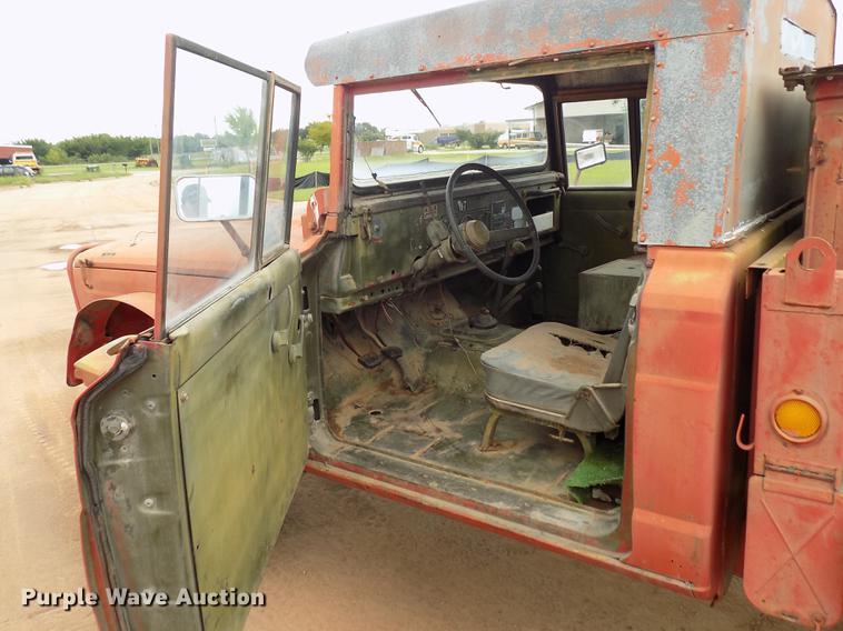 image for item DD5321 1968 Kaiser Jeep M715 truck