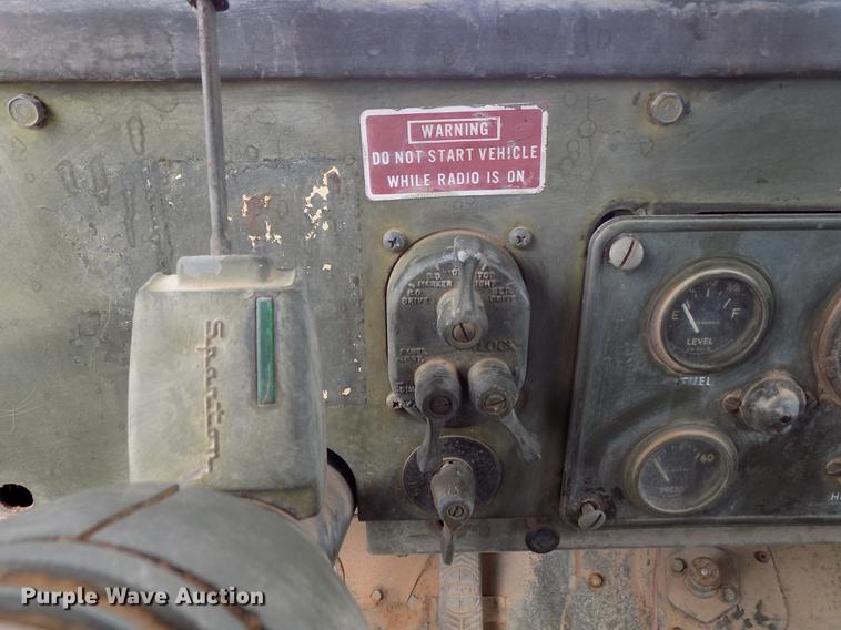 image for item DD5321 1968 Kaiser Jeep M715 truck
