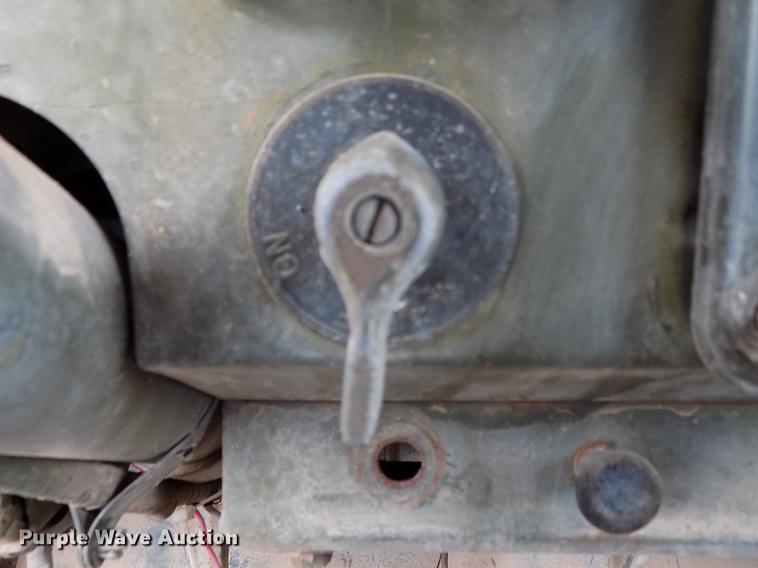 image for item DD5321 1968 Kaiser Jeep M715 truck