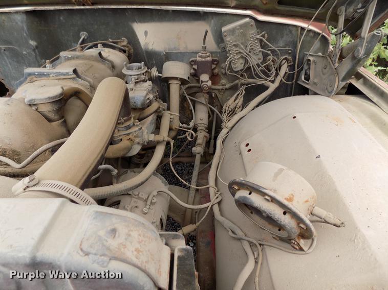 image for item DD5321 1968 Kaiser Jeep M715 truck