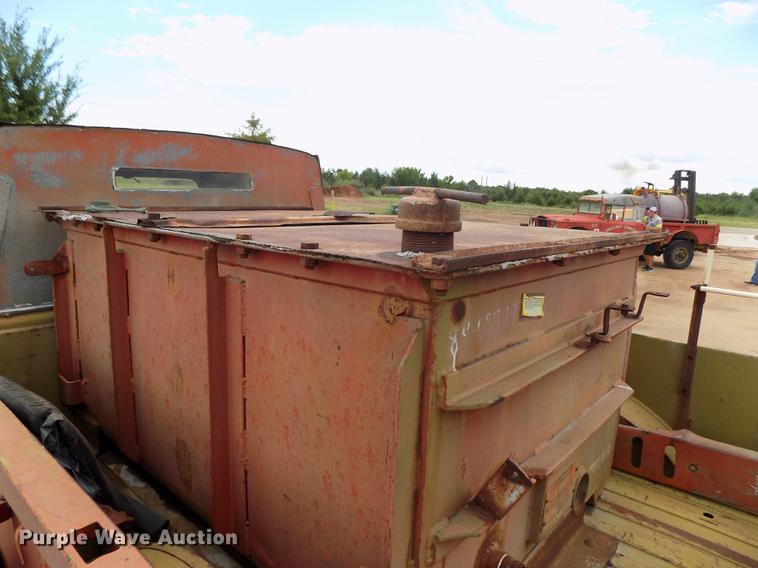 image for item DD5321 1968 Kaiser Jeep M715 truck