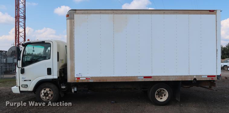 image for item DD5325 2009 GMC W4500 box truck