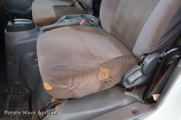 image for item DD5325 2009 GMC W4500 box truck