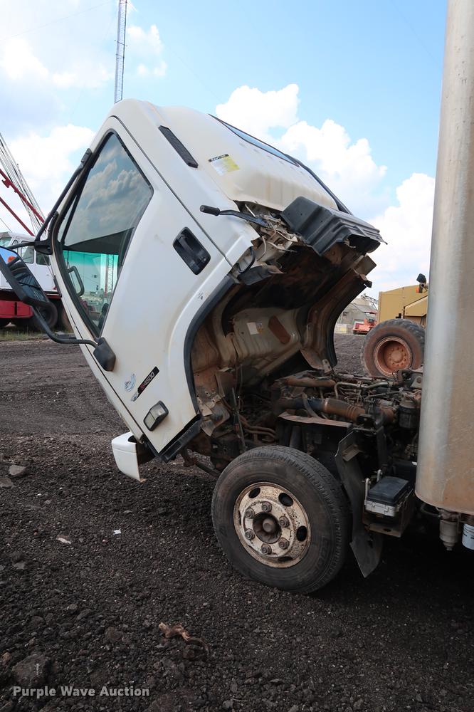 image for item DD5325 2009 GMC W4500 box truck